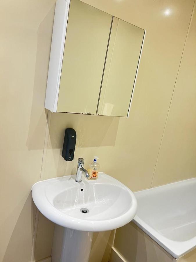 Entire New Flat With View To River Yare, H7 Apartamento Great Yarmouth Exterior foto