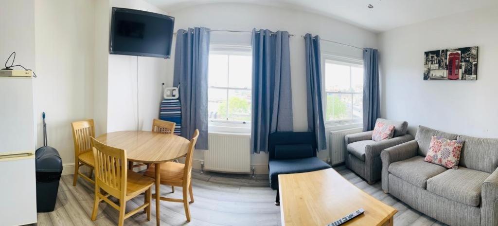 Entire New Flat With View To River Yare, H7 Apartamento Great Yarmouth Exterior foto